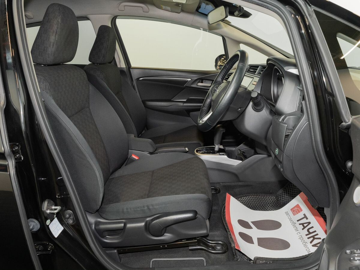 Honda Fit 2015 - фото автомобиля