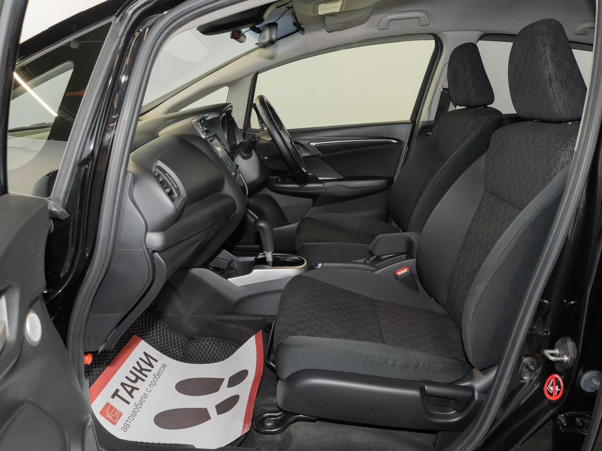 Honda Fit 2015 - фото автомобиля