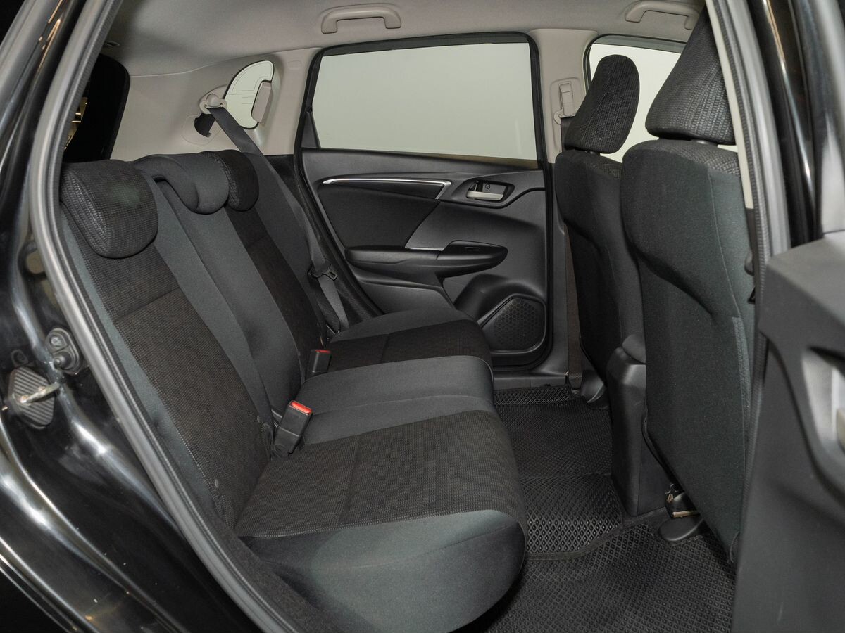 Honda Fit 2015 - фото автомобиля