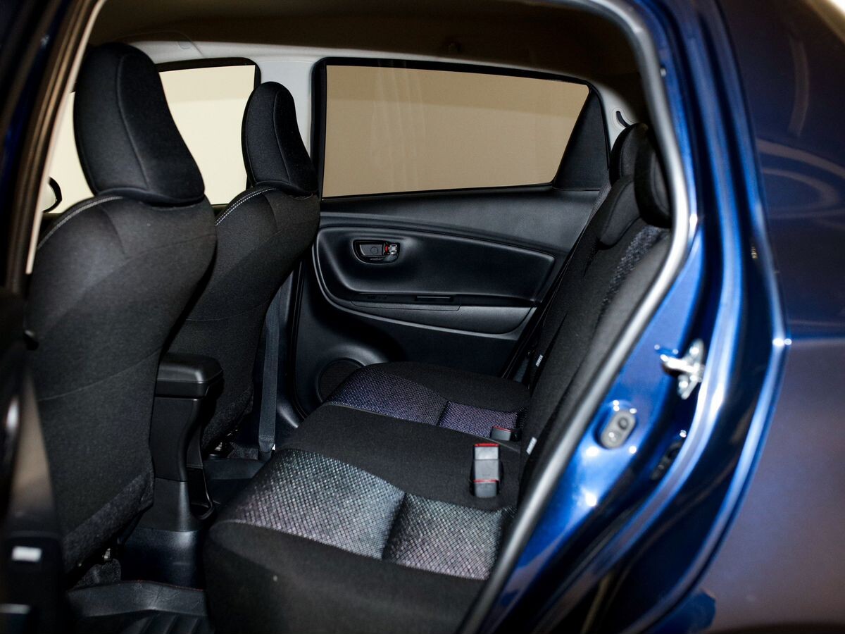 Toyota Vitz 2019 - фото автомобиля