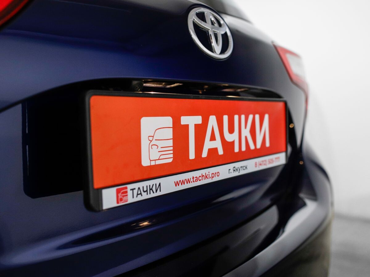 Toyota Vitz 2019 - фото автомобиля