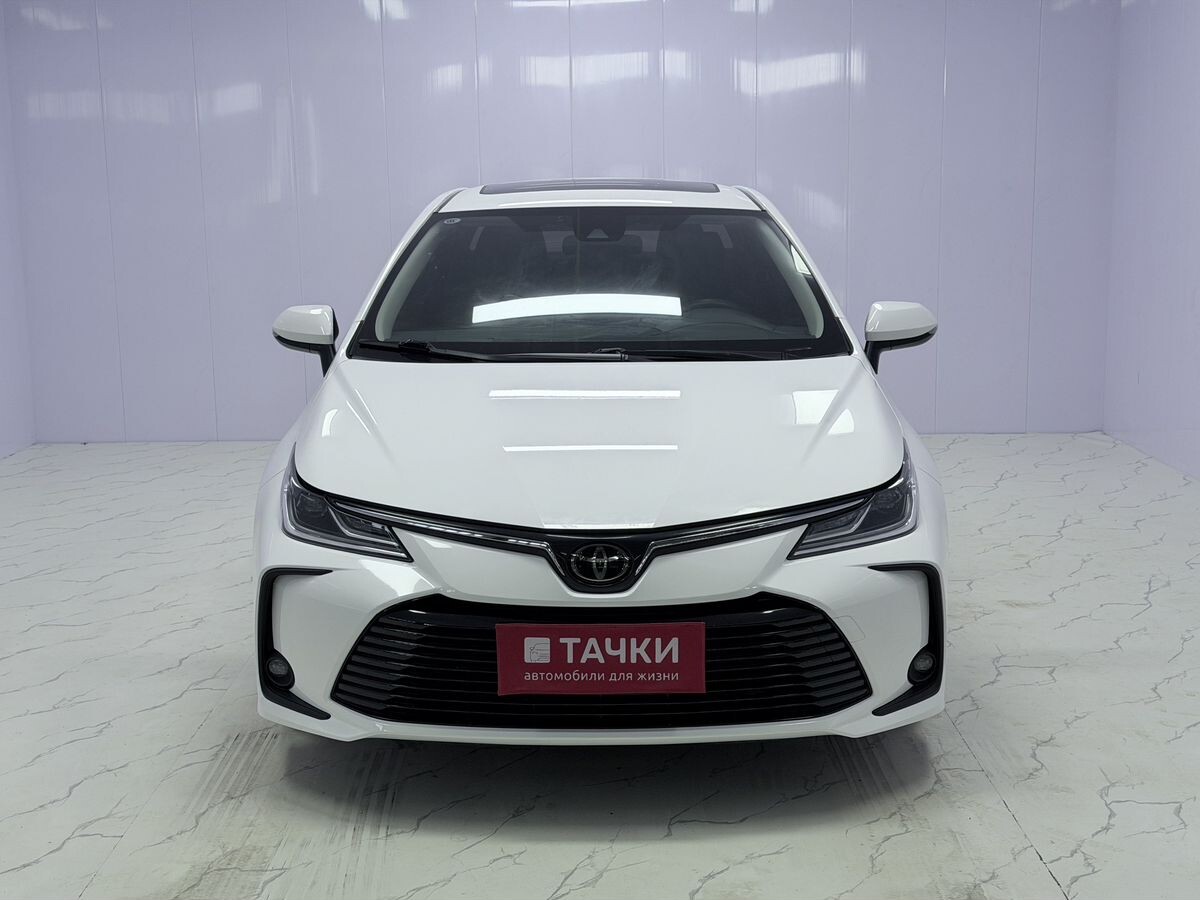 Toyota Corolla 2021 - фото автомобиля