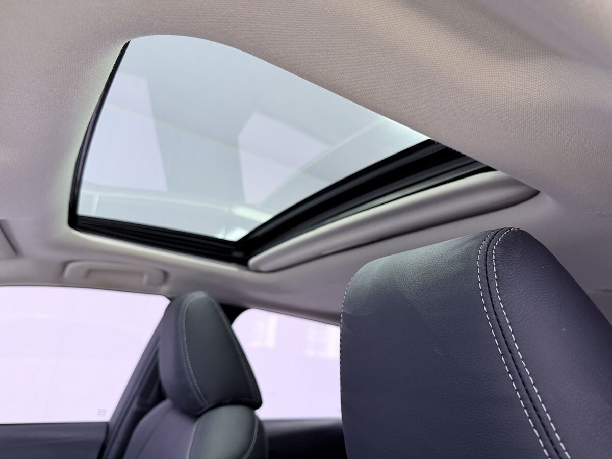 Toyota Corolla 2021 - фото автомобиля