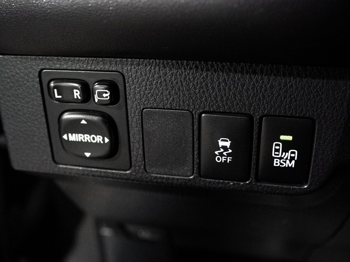Toyota RAV4 2013 - фото автомобиля