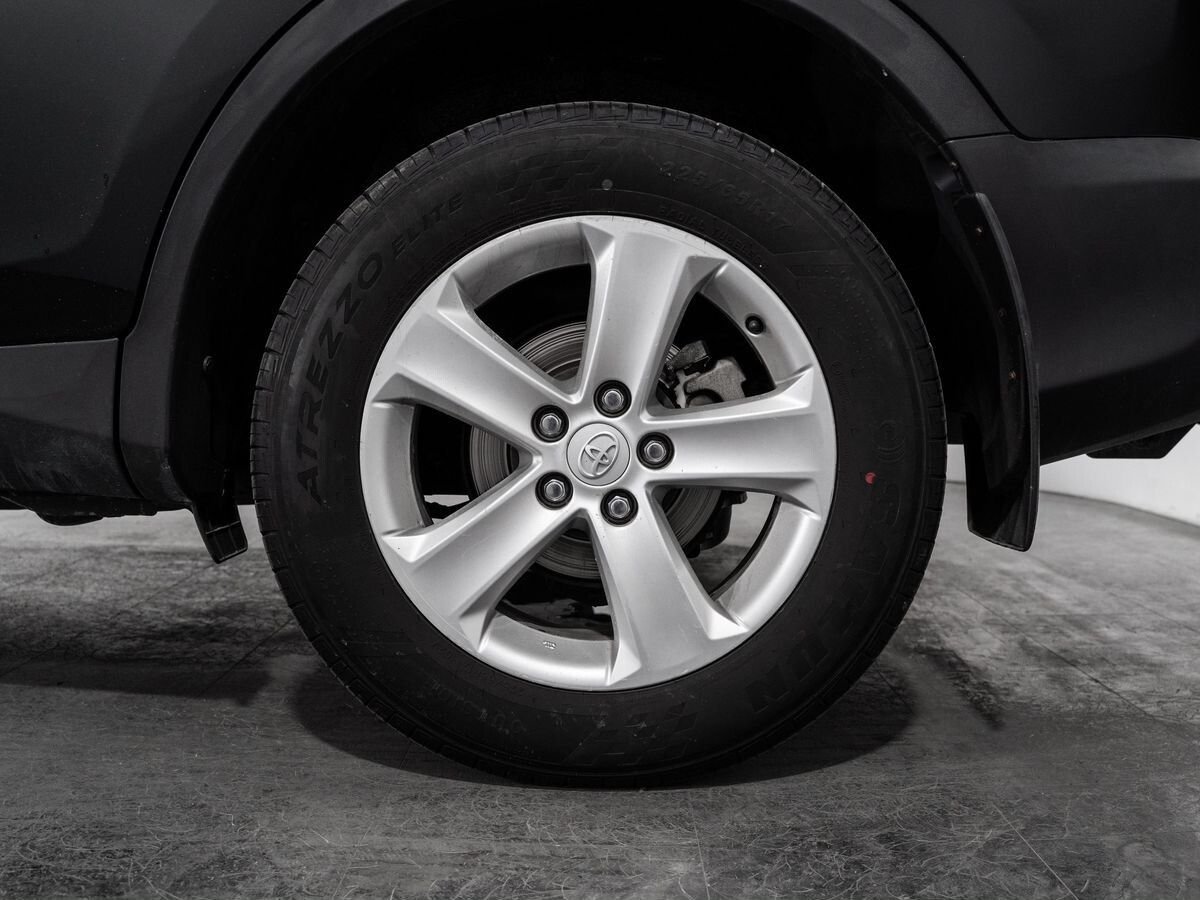 Toyota RAV4 2013 - фото автомобиля