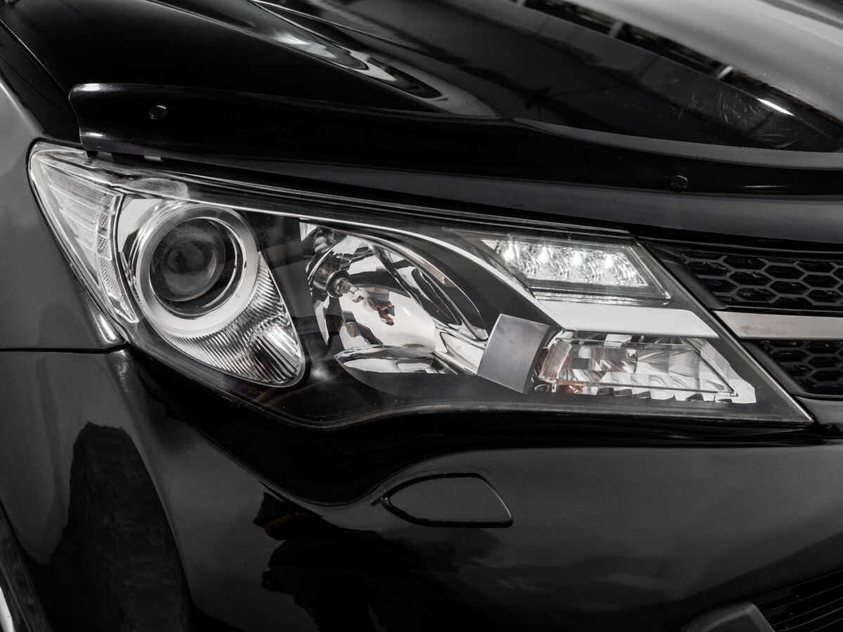 Toyota RAV4 2013 - фото автомобиля