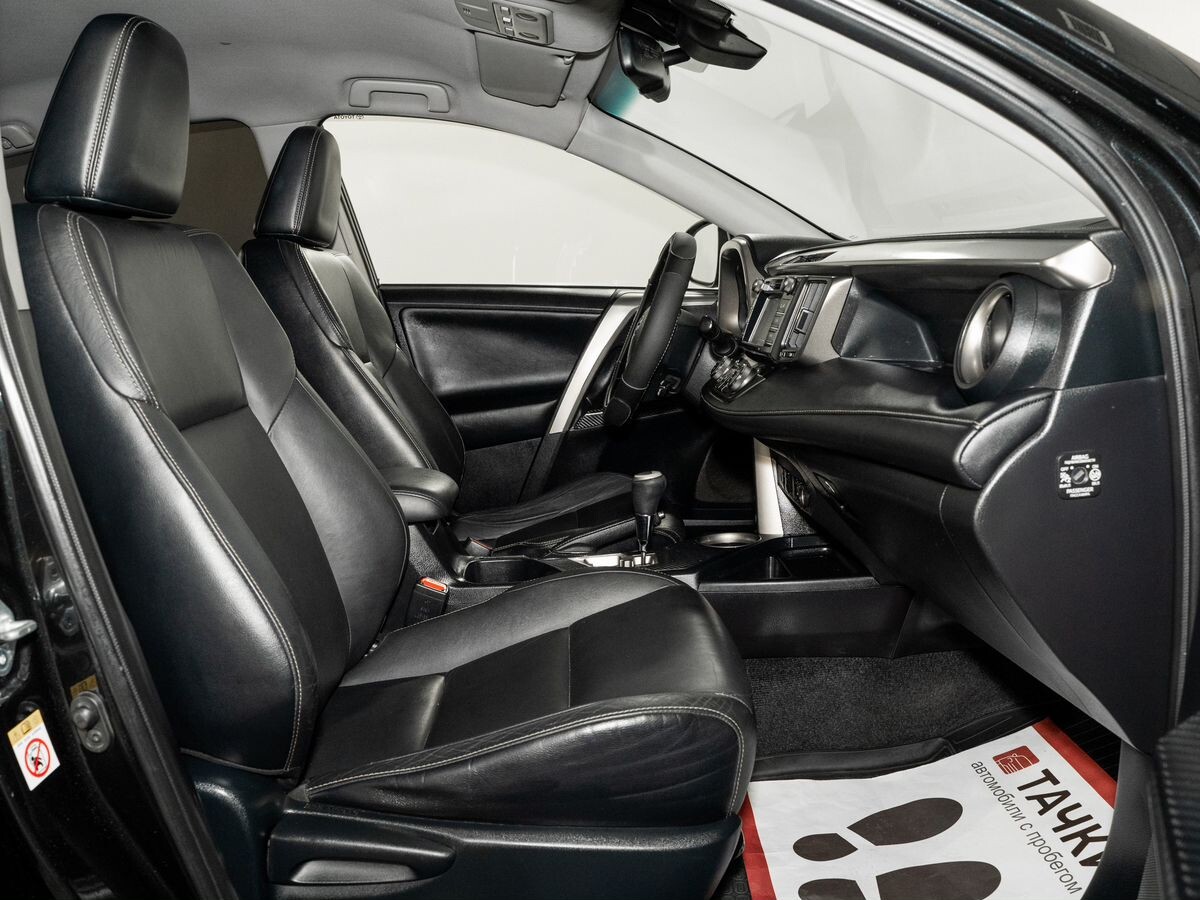 Toyota RAV4 2013 - фото автомобиля