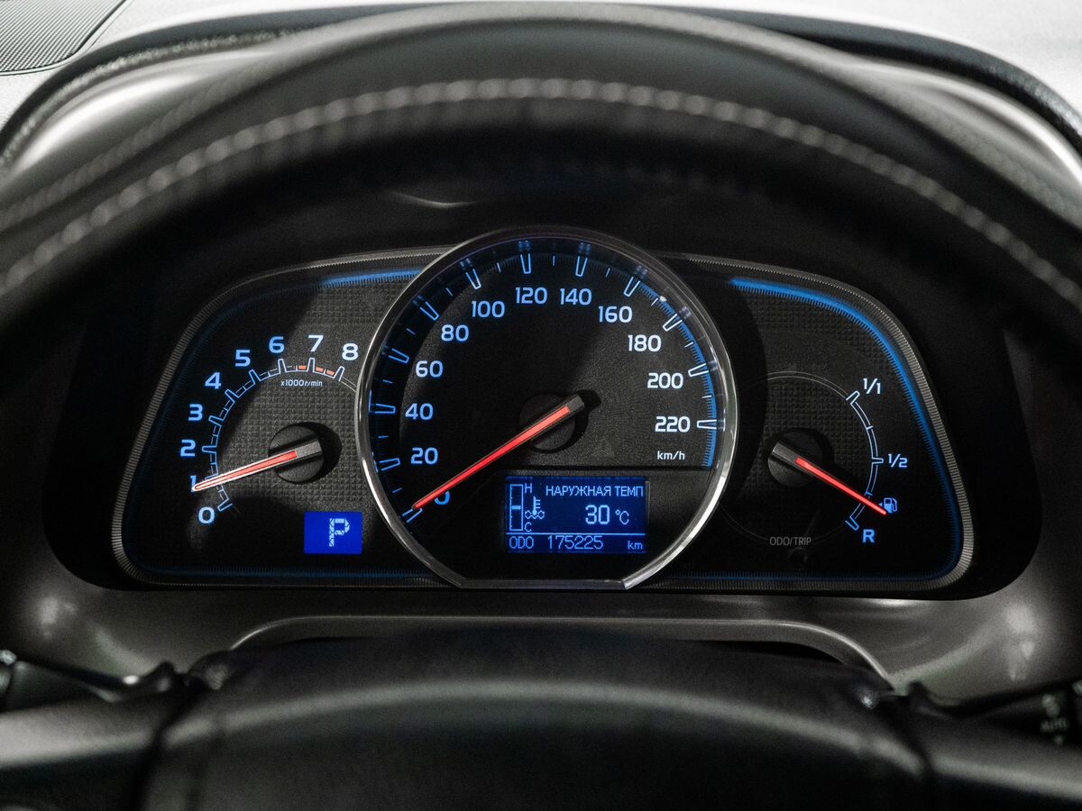 Toyota RAV4 2013 - фото автомобиля