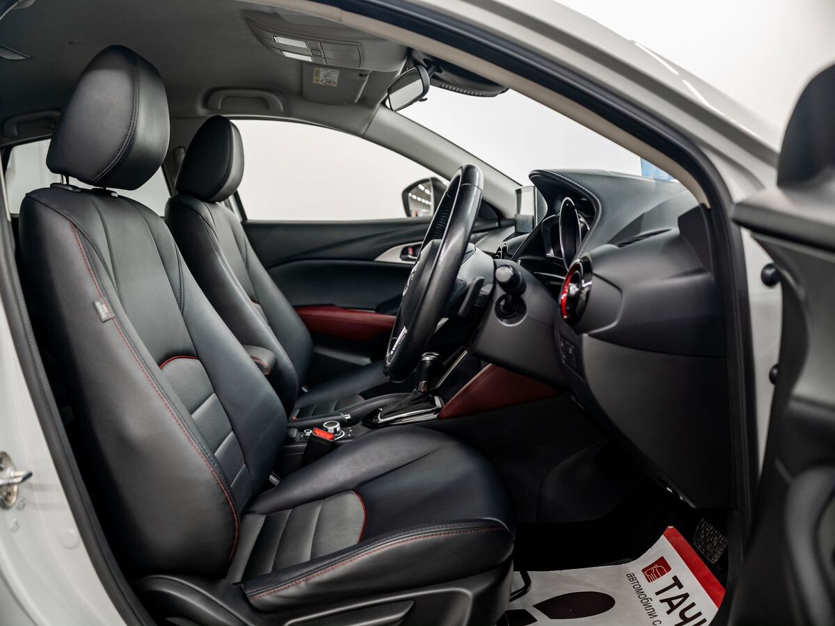 Mazda CX-3 2015 - фото автомобиля