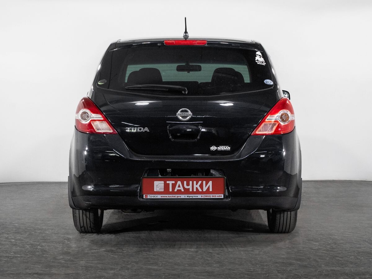 Nissan Tiida 2009 - фото автомобиля