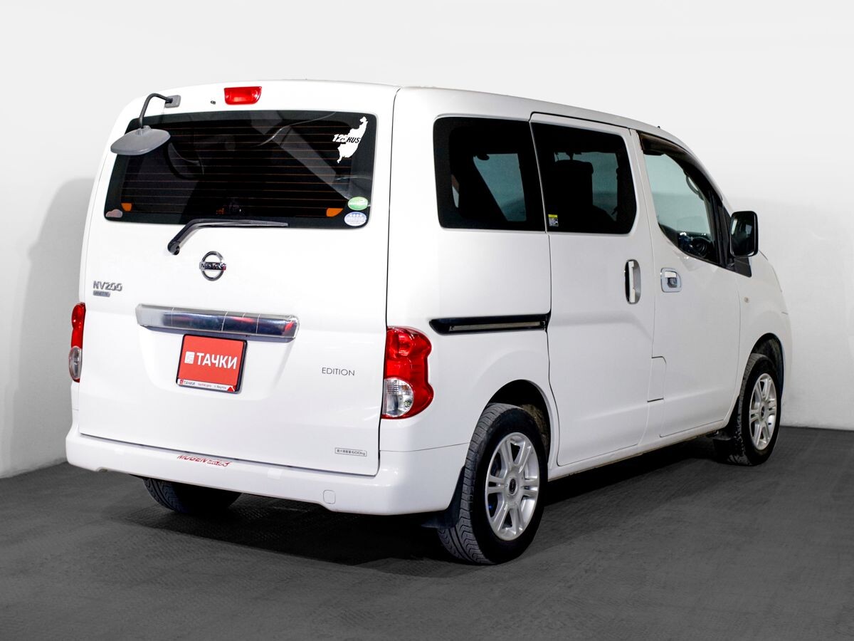 Nissan NV200 2015 - фото автомобиля
