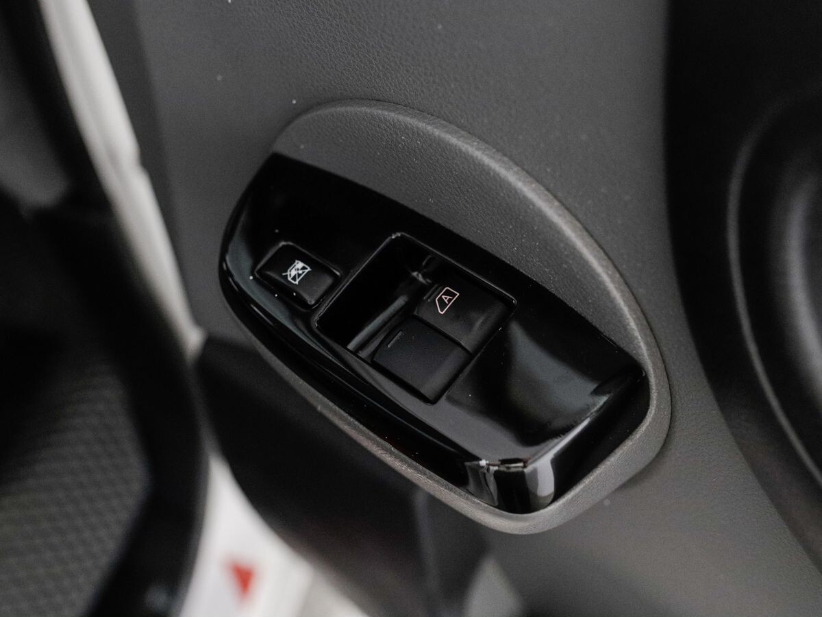 Nissan NV200 2015 - фото автомобиля