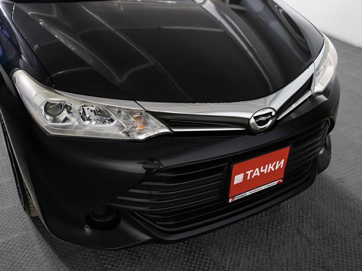 Toyota Corolla Fielder 2015 - фото автомобиля
