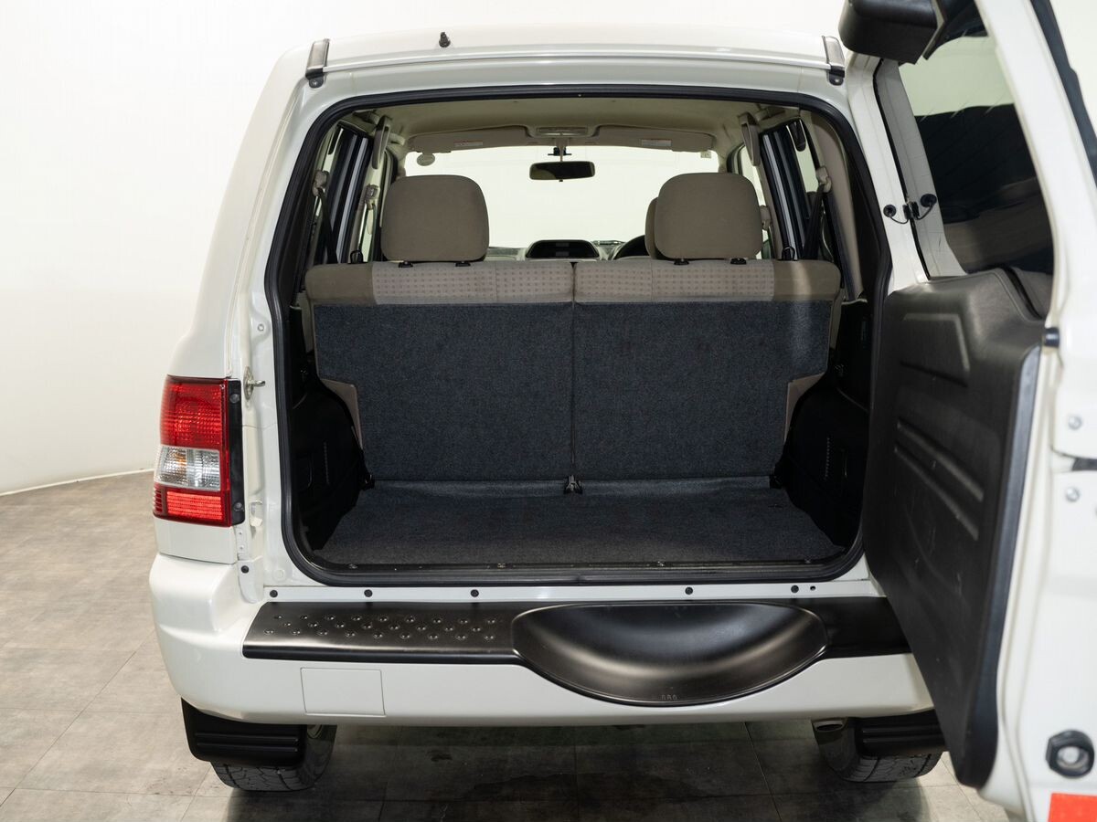 Mitsubishi Pajero iO 2007 - фото автомобиля