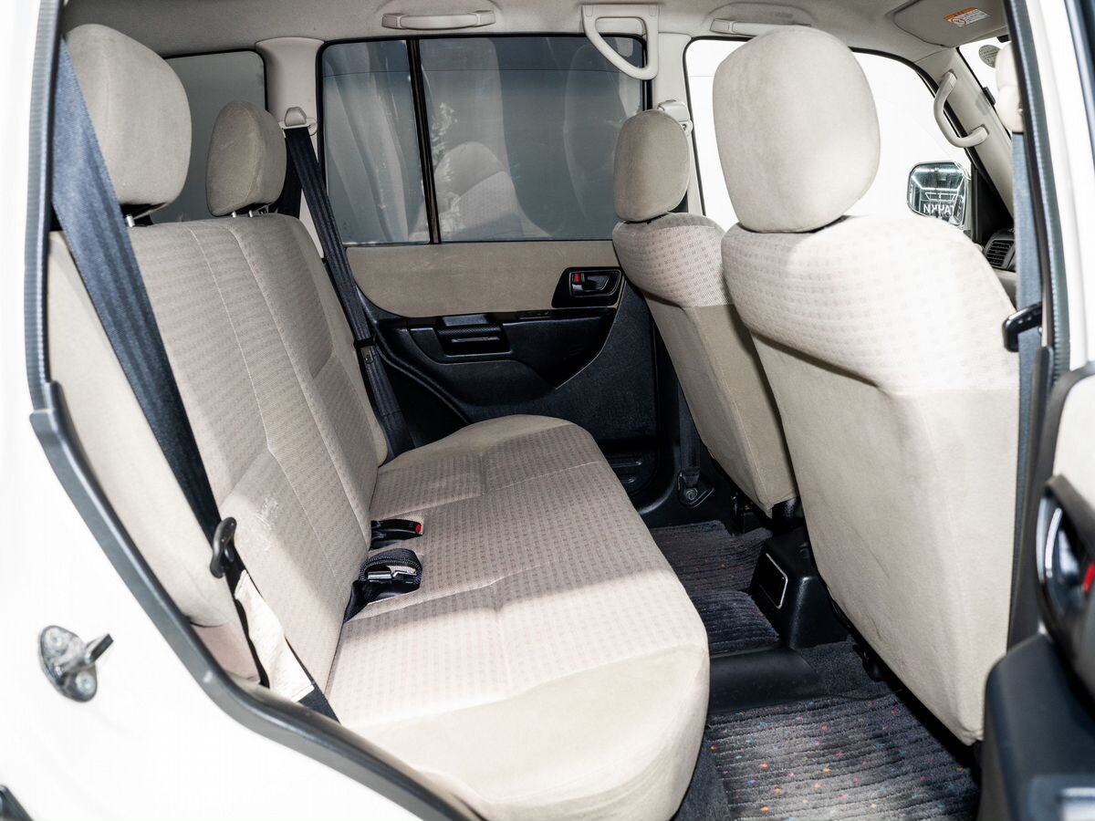 Mitsubishi Pajero iO 2007 - фото автомобиля