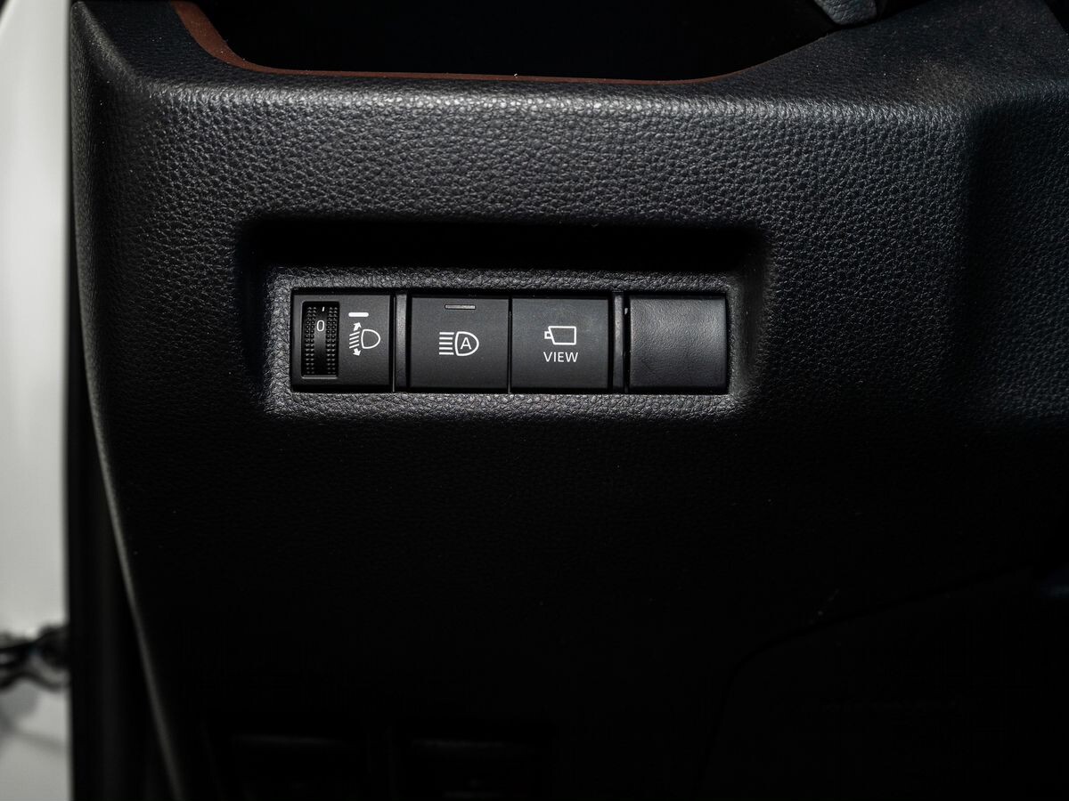 Toyota RAV4 2020 - фото автомобиля