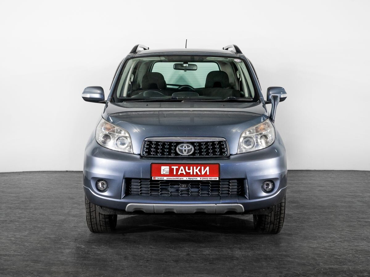 Toyota Rush 2010 - фото автомобиля