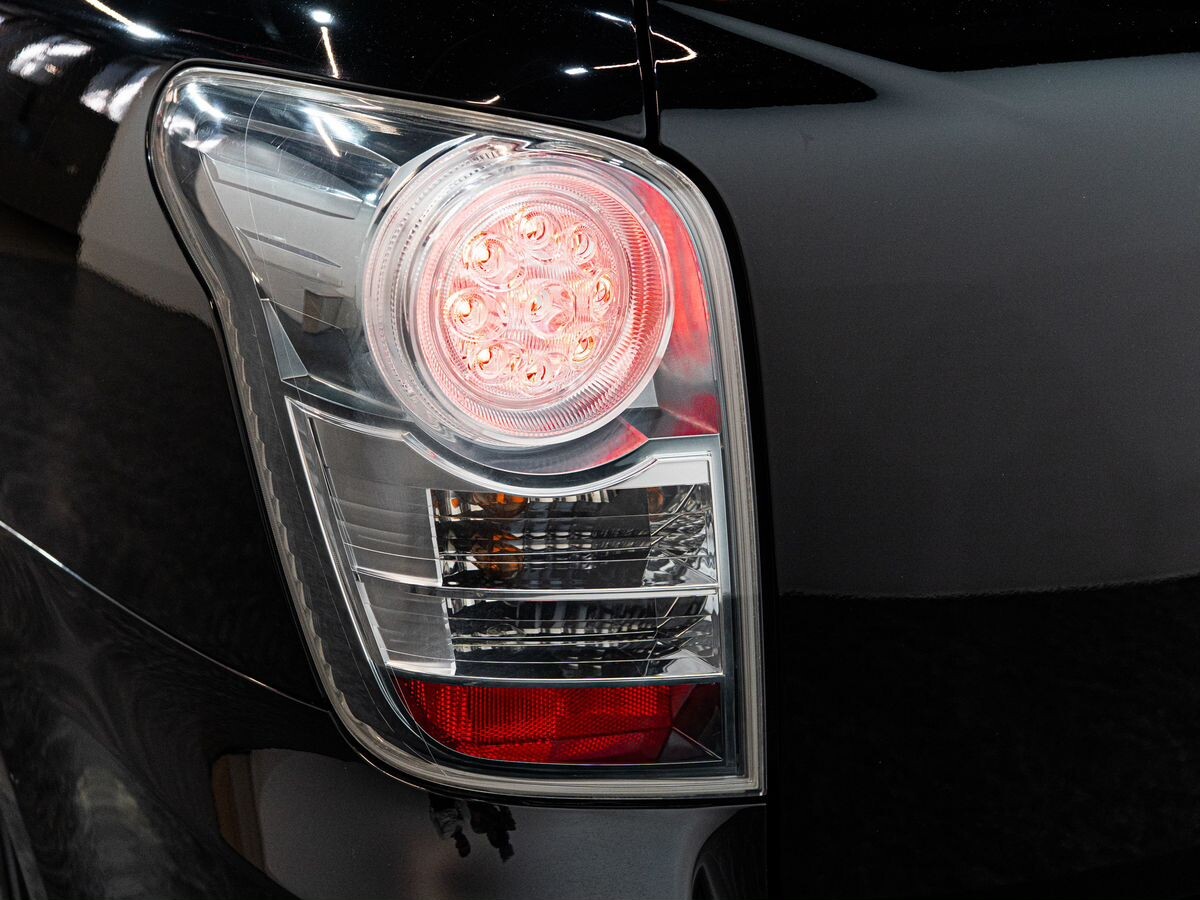 Toyota Corolla Fielder 2011 - фото автомобиля