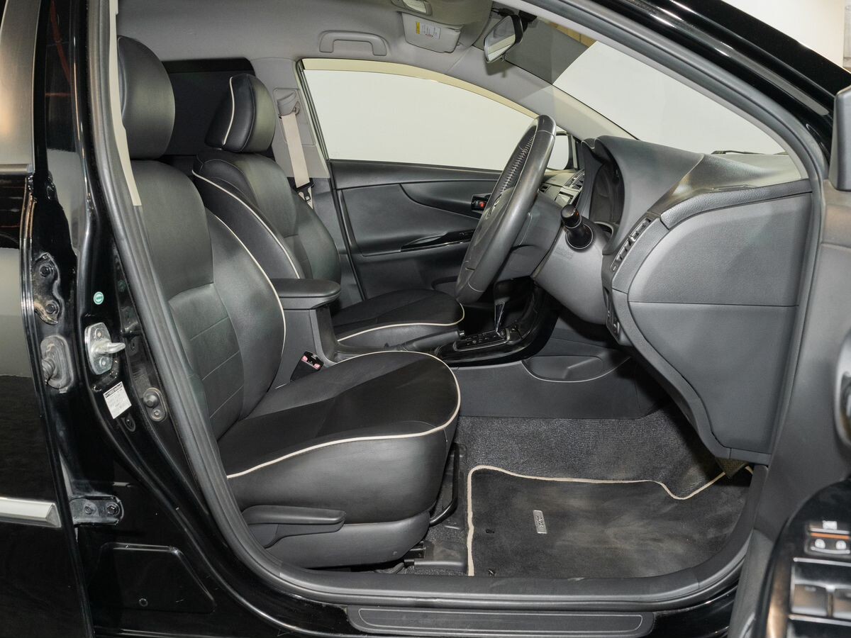 Toyota Corolla Fielder 2011 - фото автомобиля