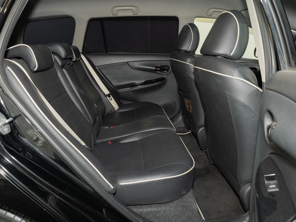 Toyota Corolla Fielder 2011 - фото автомобиля