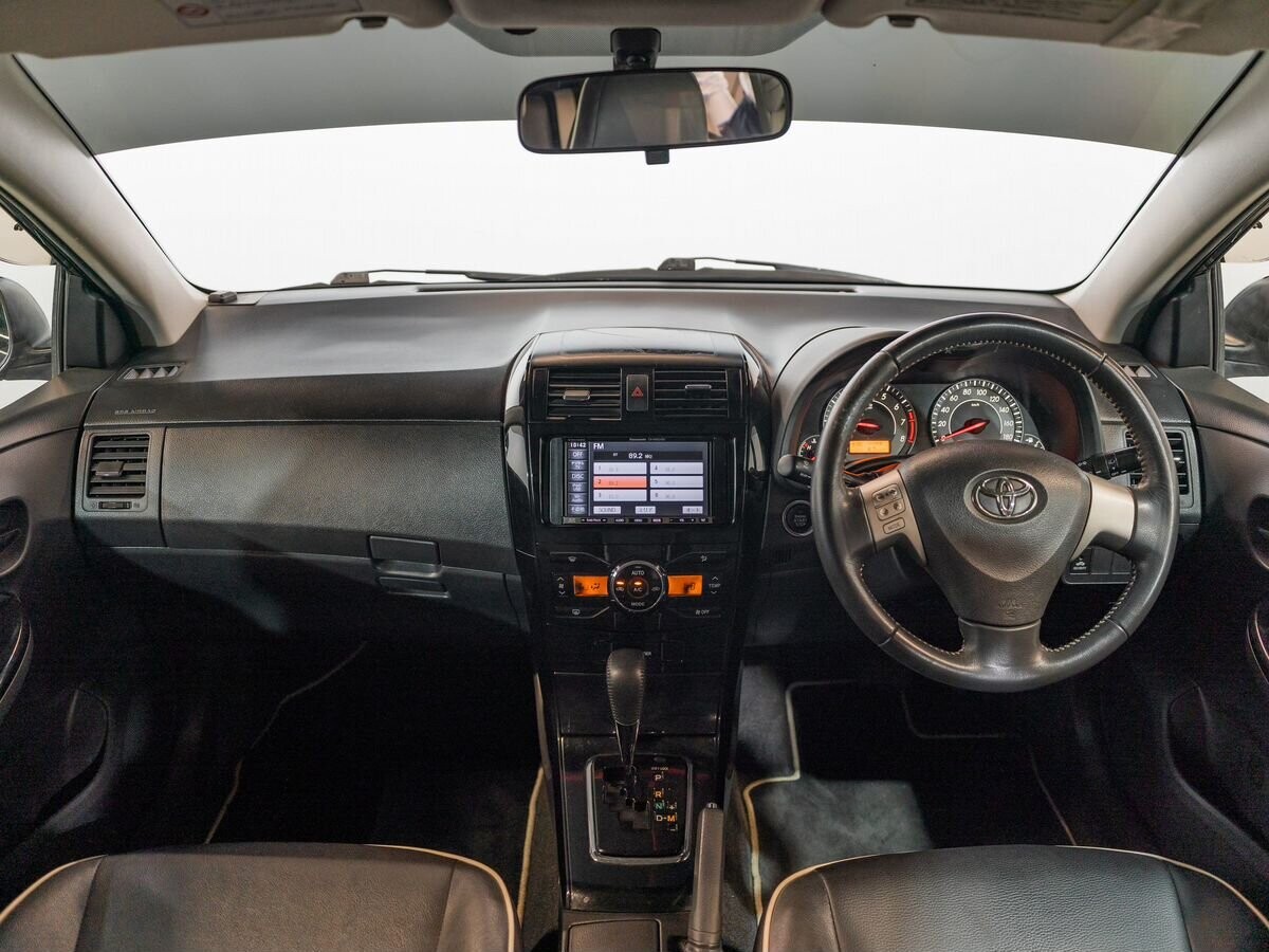 Toyota Corolla Fielder 2011 - фото автомобиля