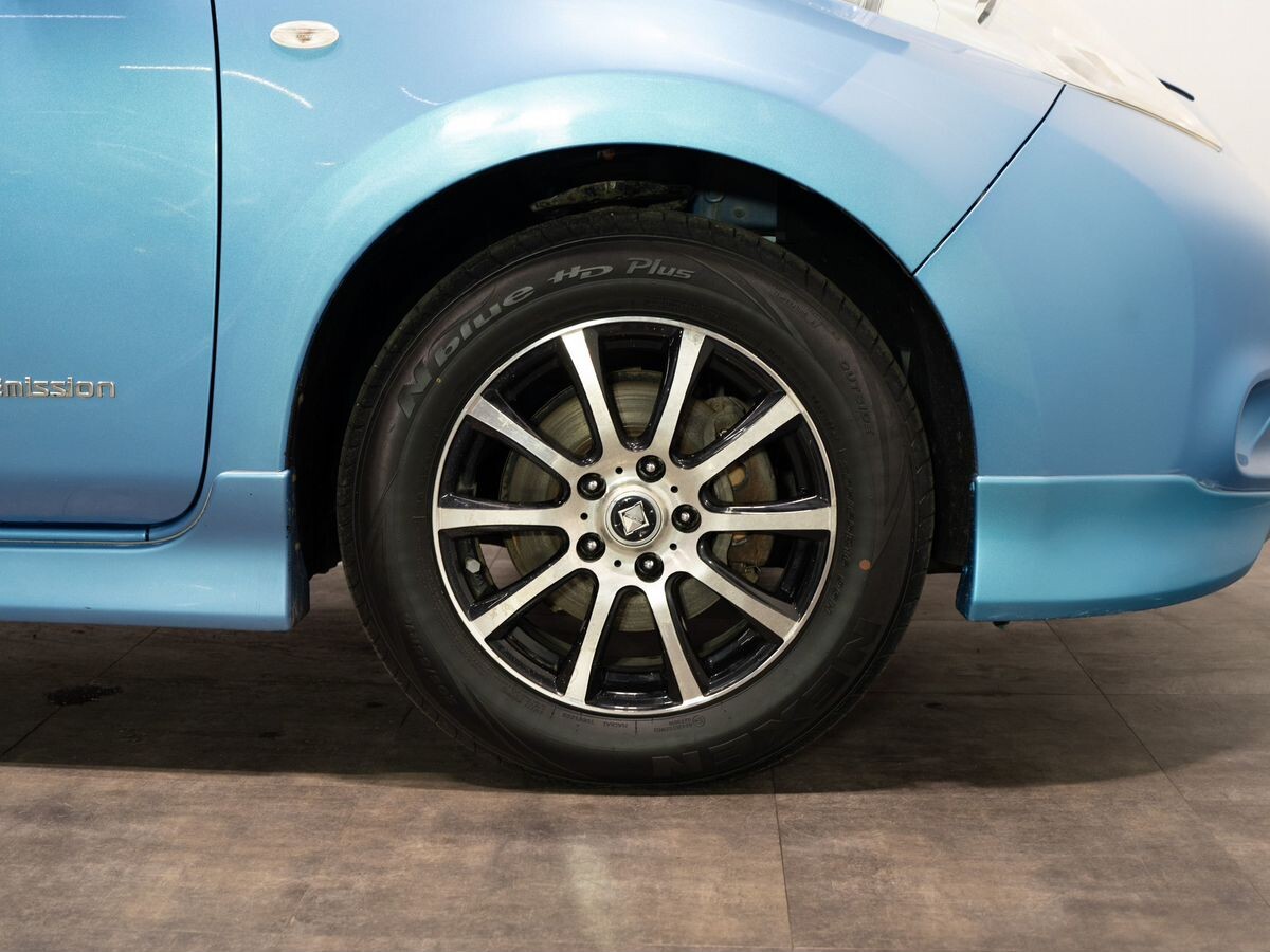 Nissan Leaf 2012 - фото автомобиля