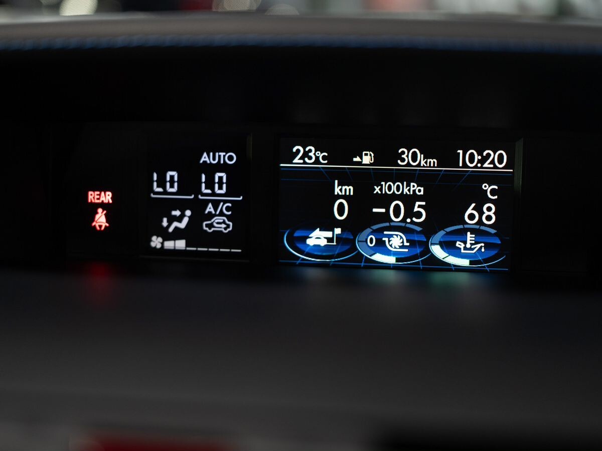 Subaru Levorg 2015 - фото автомобиля