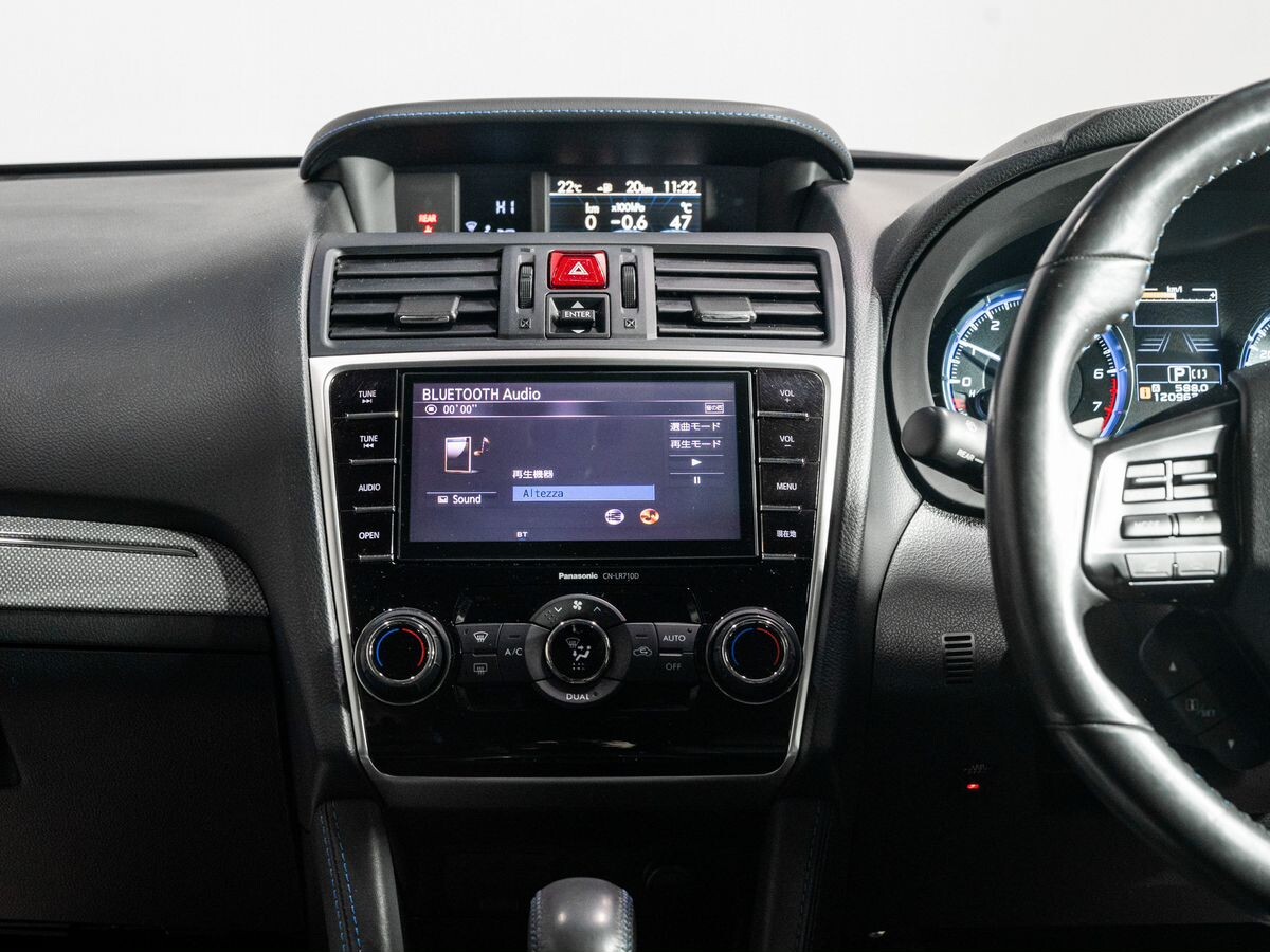 Subaru Levorg 2015 - фото автомобиля