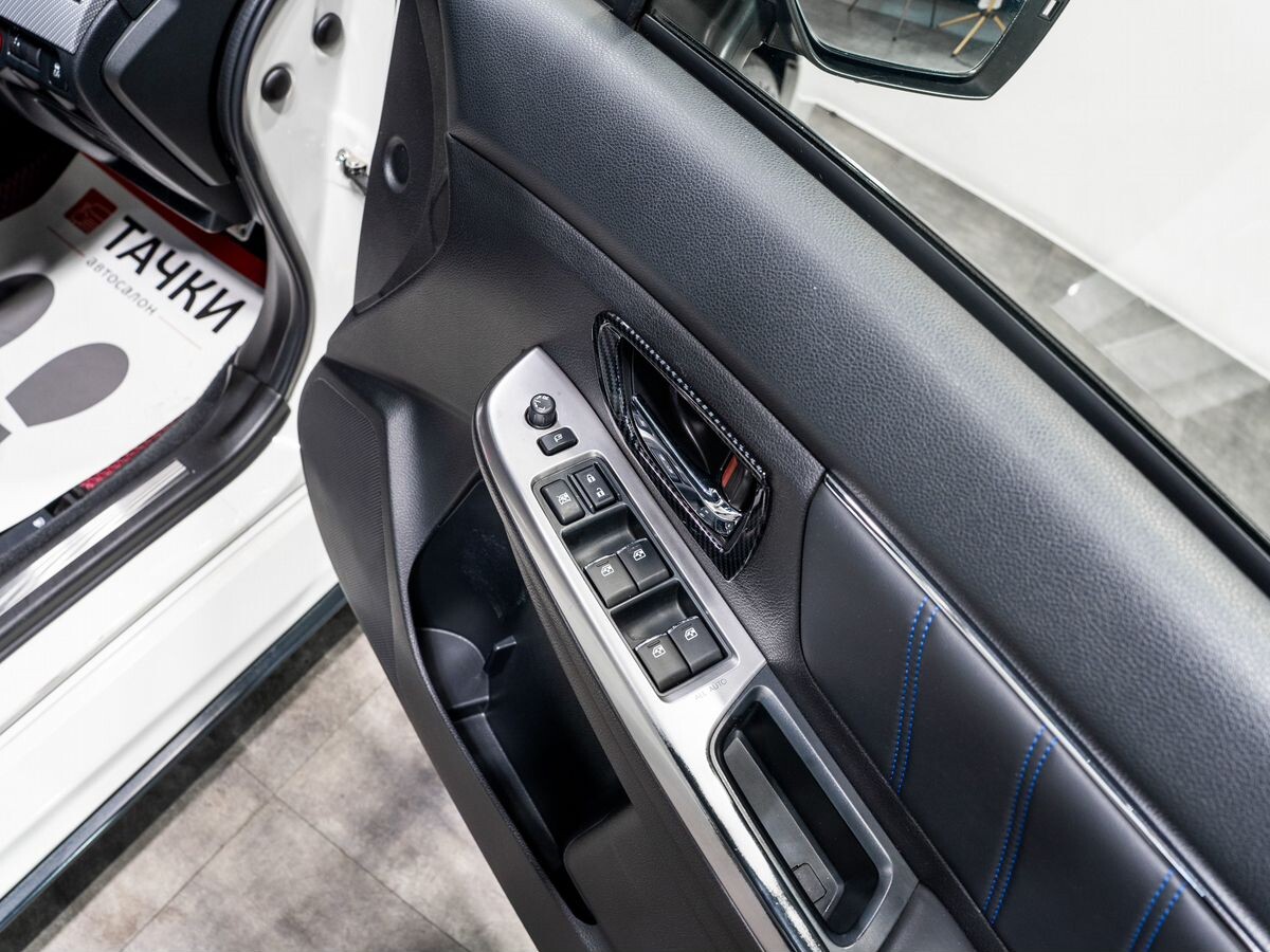 Subaru Levorg 2015 - фото автомобиля
