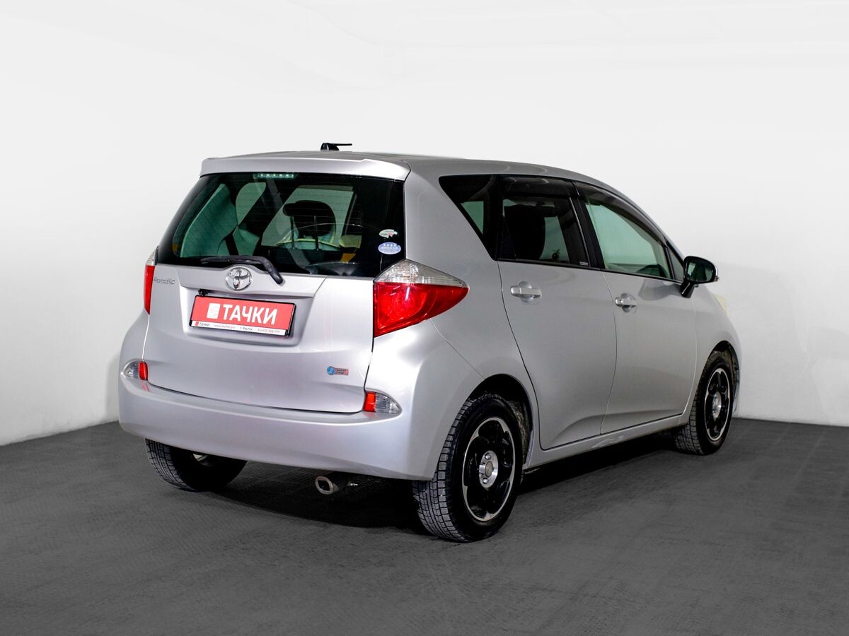 Toyota Ractis 2011 - фото автомобиля