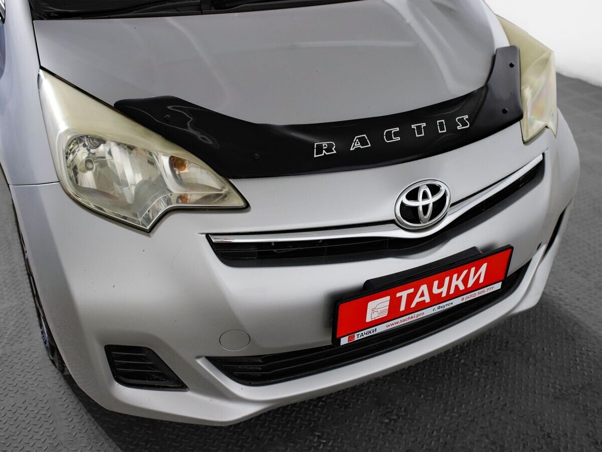 Toyota Ractis 2011 - фото автомобиля