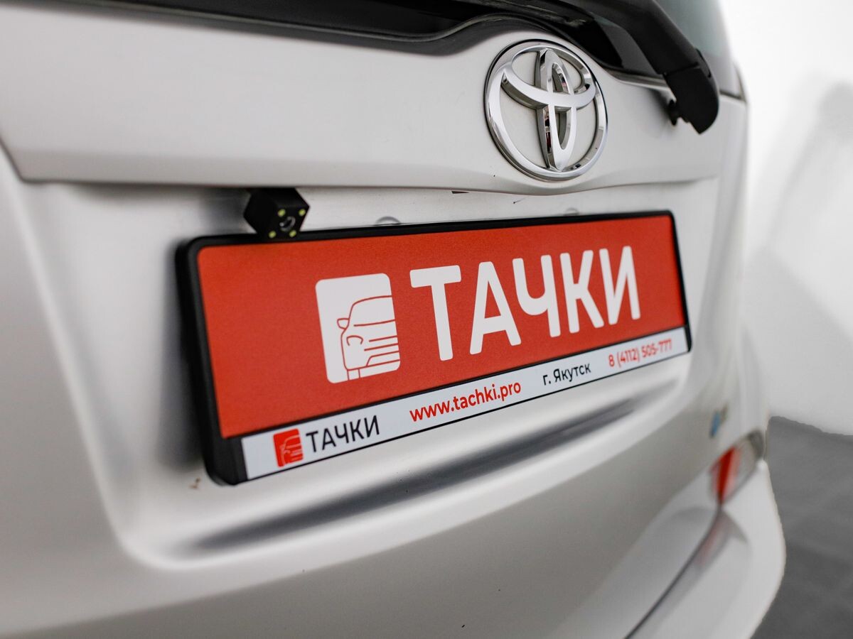 Toyota Ractis 2011 - фото автомобиля