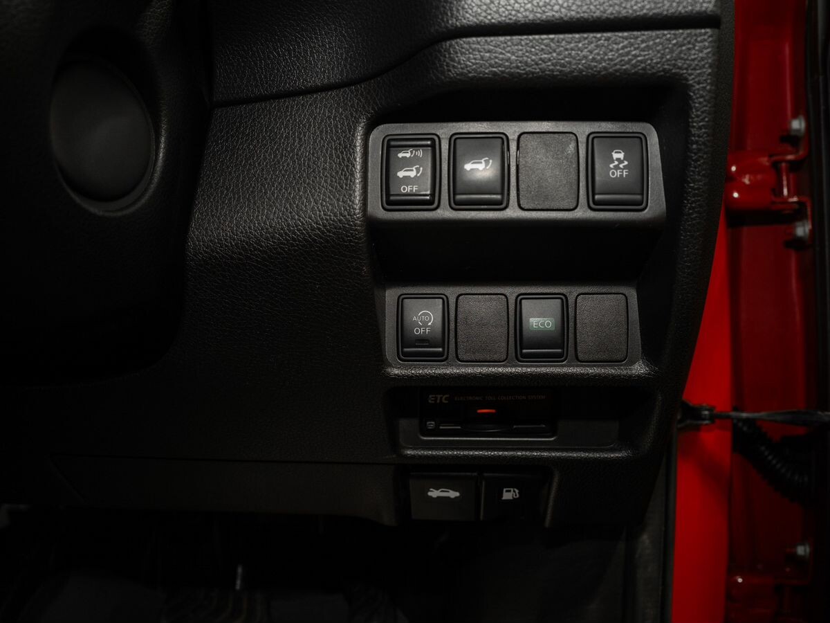 Nissan X-Trail 2016 - фото автомобиля