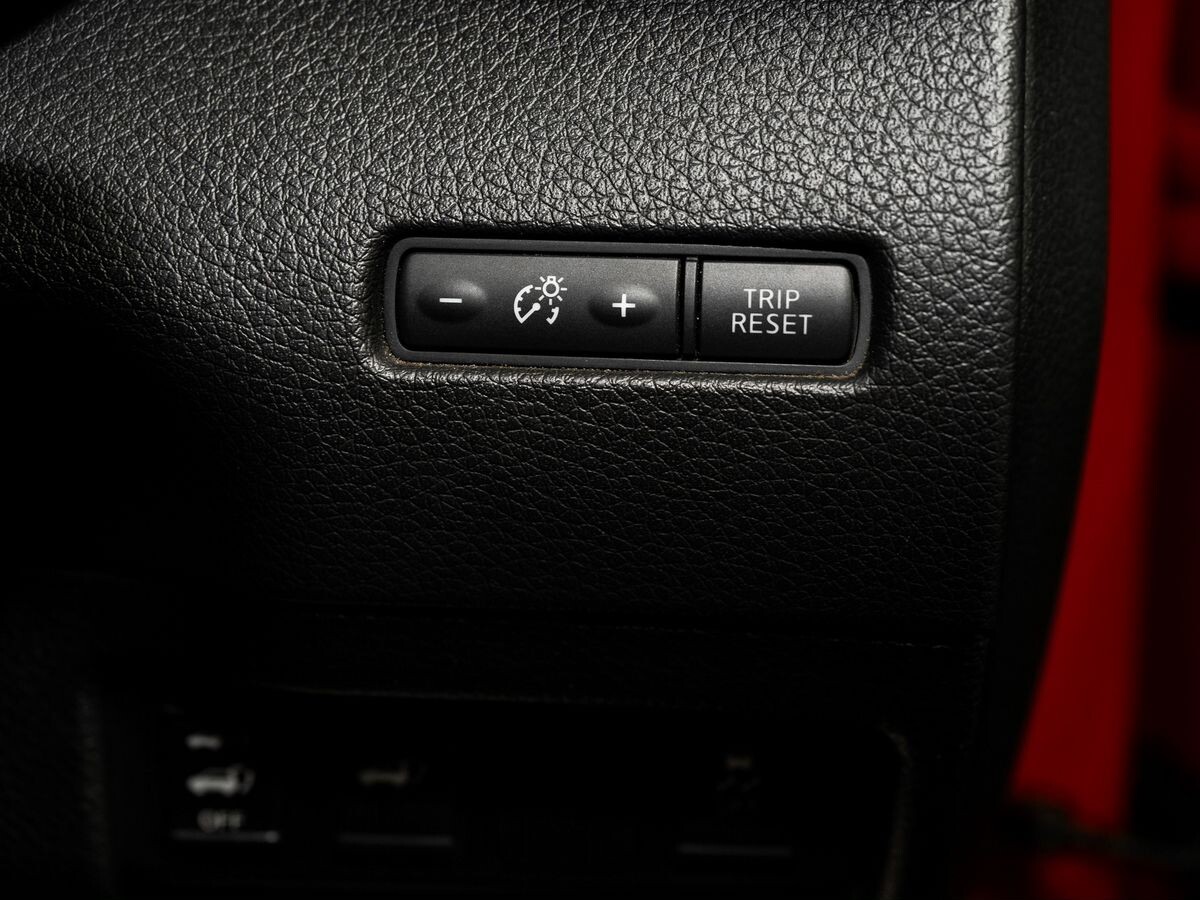 Nissan X-Trail 2016 - фото автомобиля