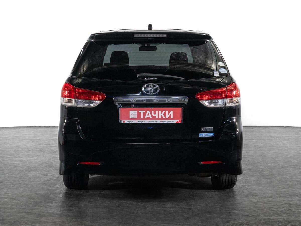 Toyota Wish 2010 - фото автомобиля