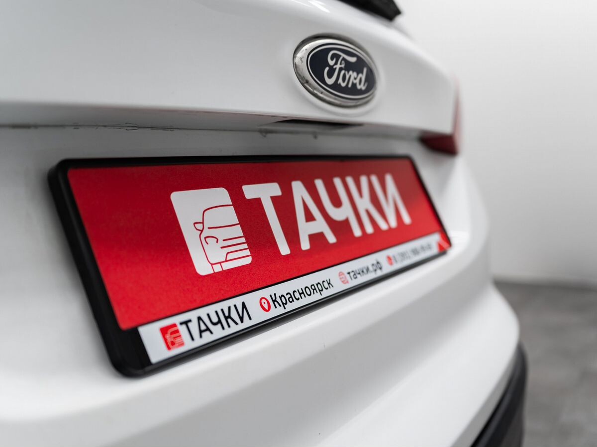 Ford Focus 2018 - фото автомобиля