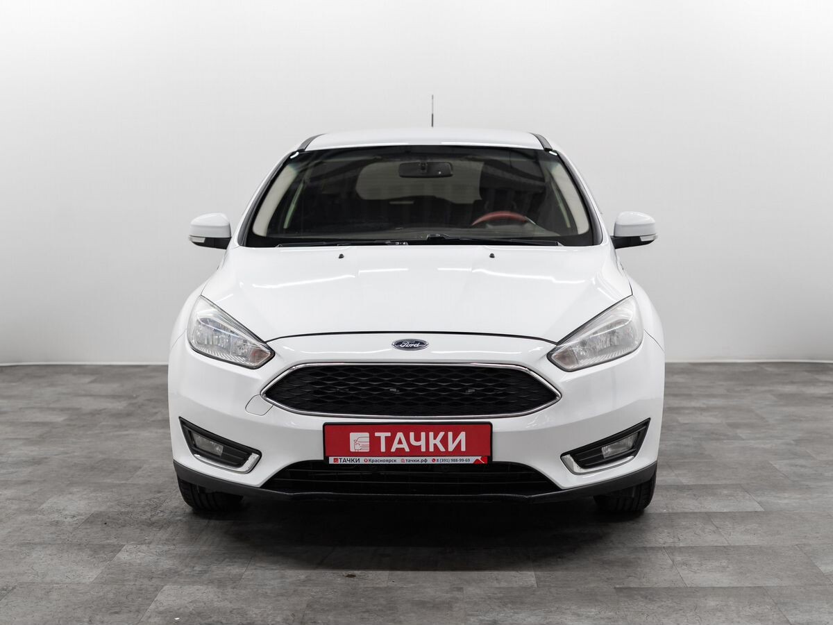 Ford Focus 2018 - фото автомобиля