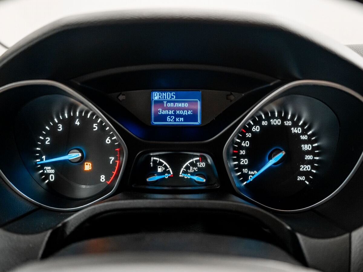 Ford Focus 2018 - фото автомобиля