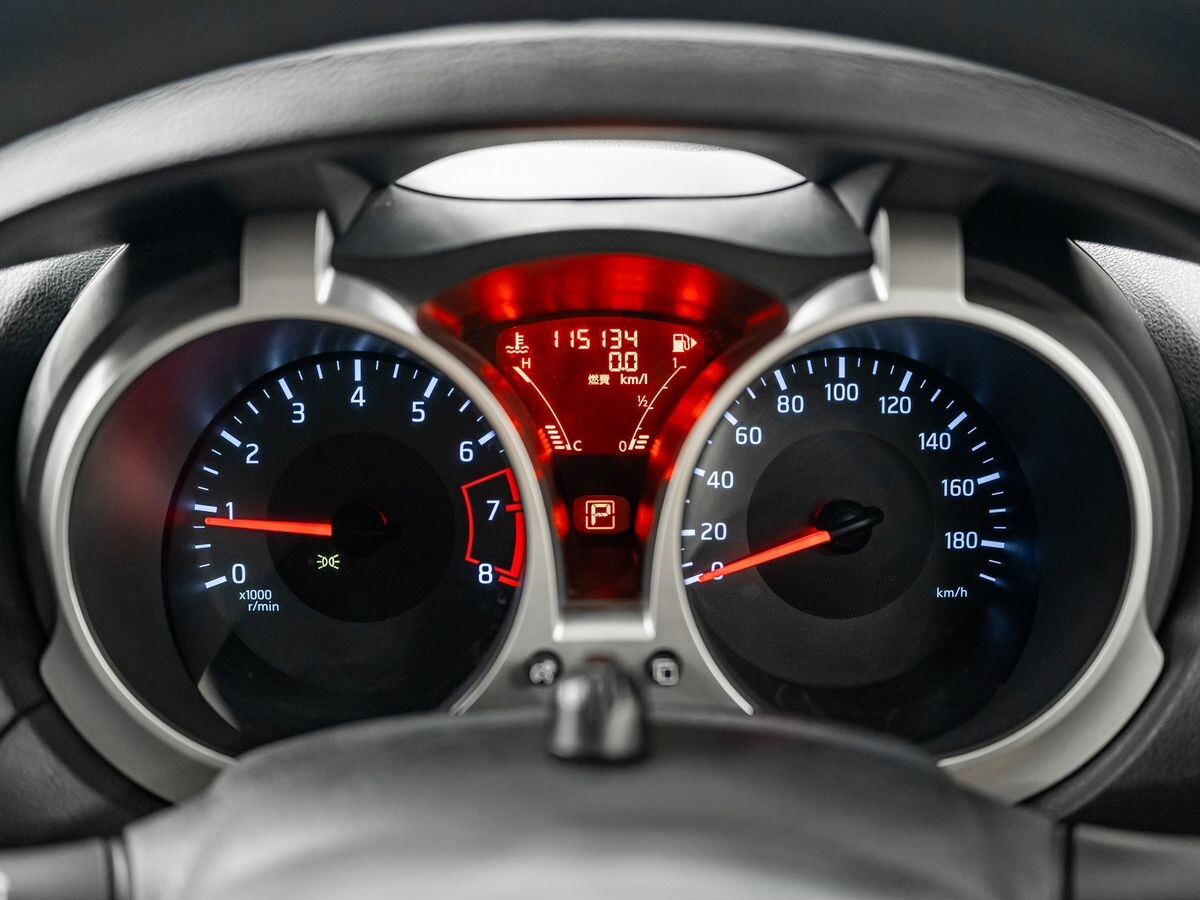 Nissan Juke 2014 - фото автомобиля