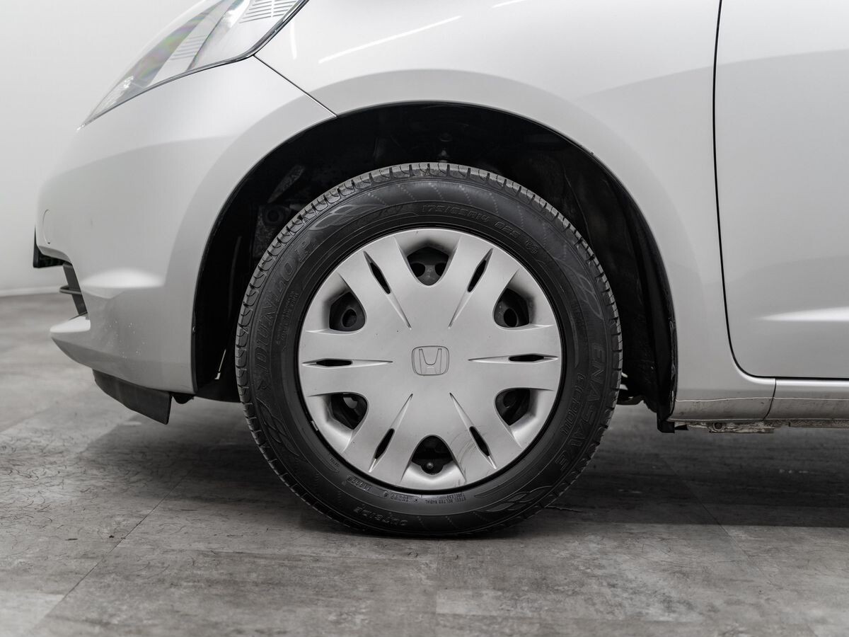 Honda Fit 2010 - фото автомобиля