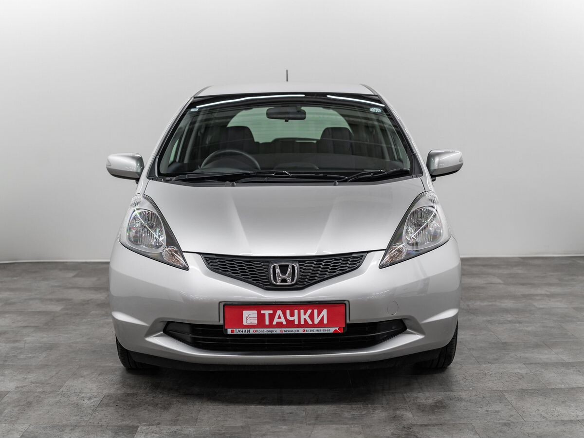 Honda Fit 2010 - фото автомобиля