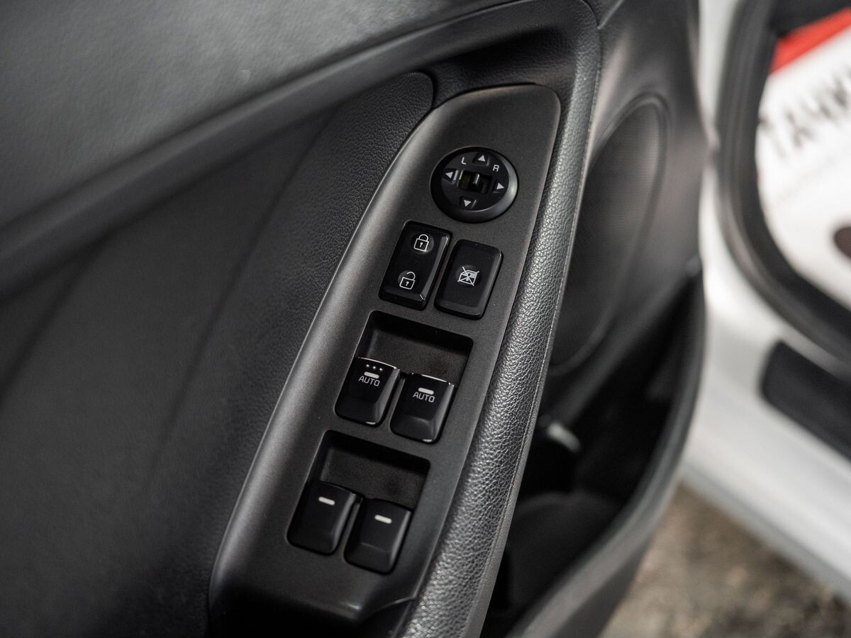 Kia Cerato 2013 - фото автомобиля