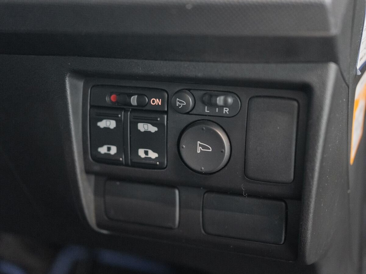 Honda Freed 2010 - фото автомобиля
