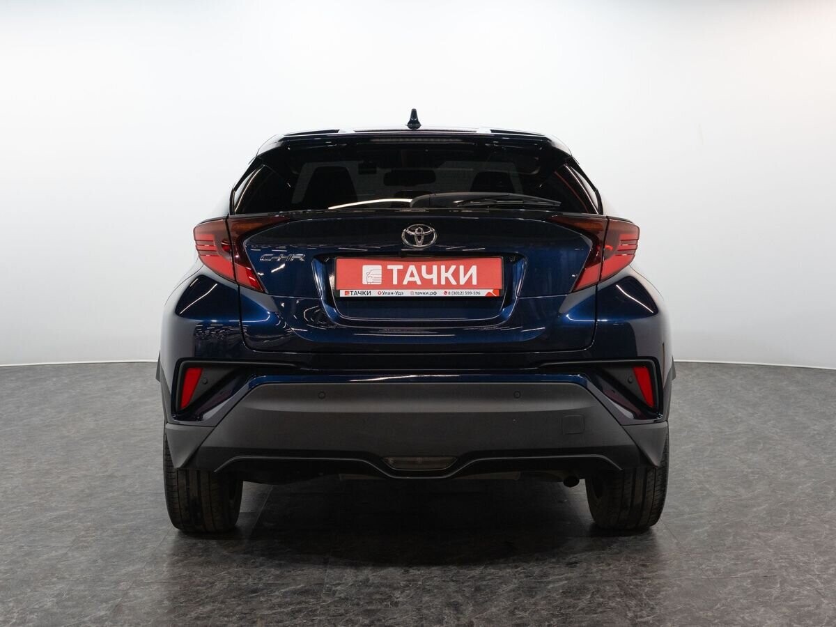 Toyota C-HR 2020 - фото автомобиля
