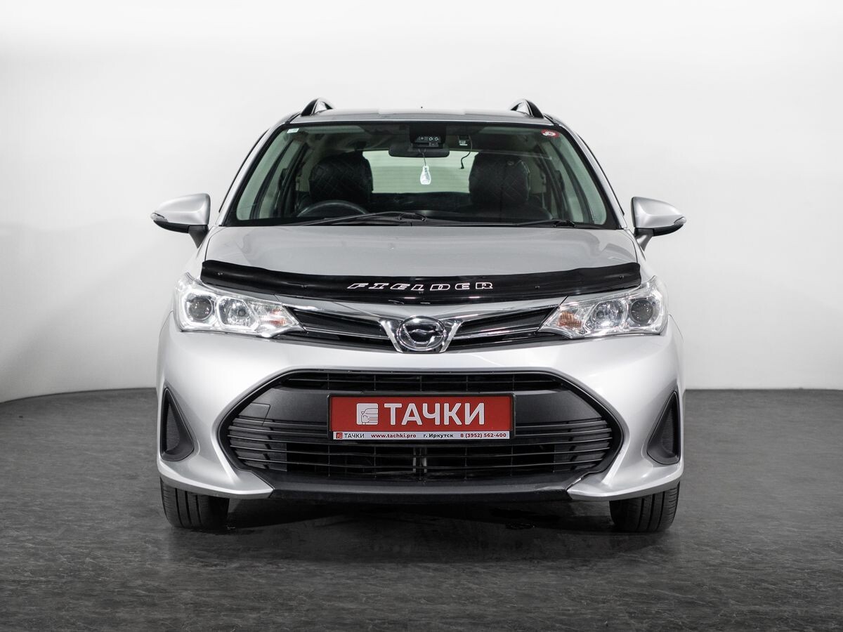 Toyota Corolla Fielder 2020 - фото автомобиля