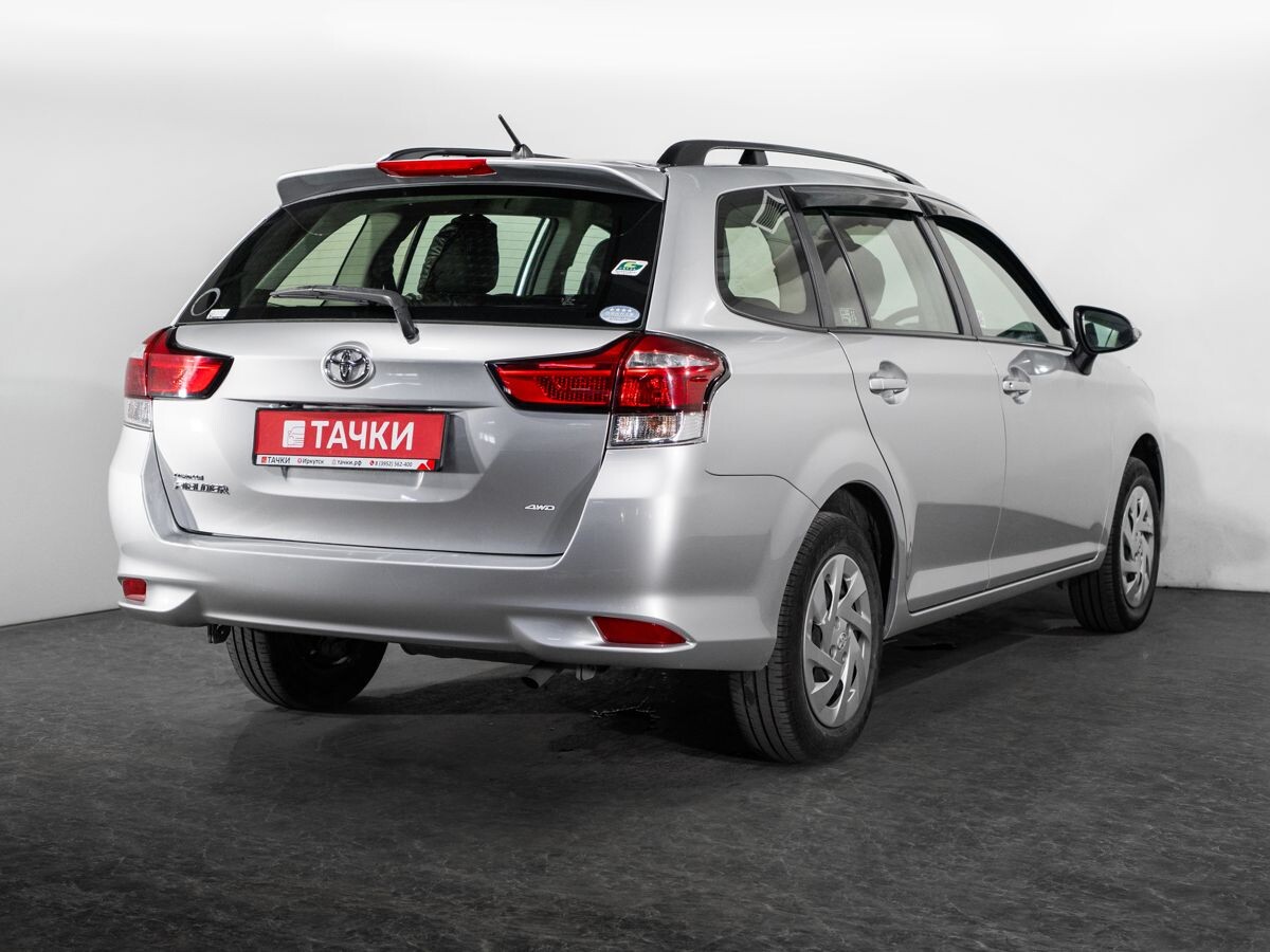 Toyota Corolla Fielder 2020 - фото автомобиля