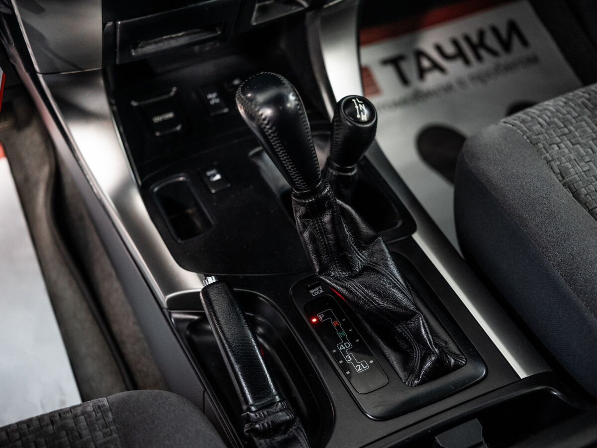 Toyota Land Cruiser Prado 2007 - фото автомобиля