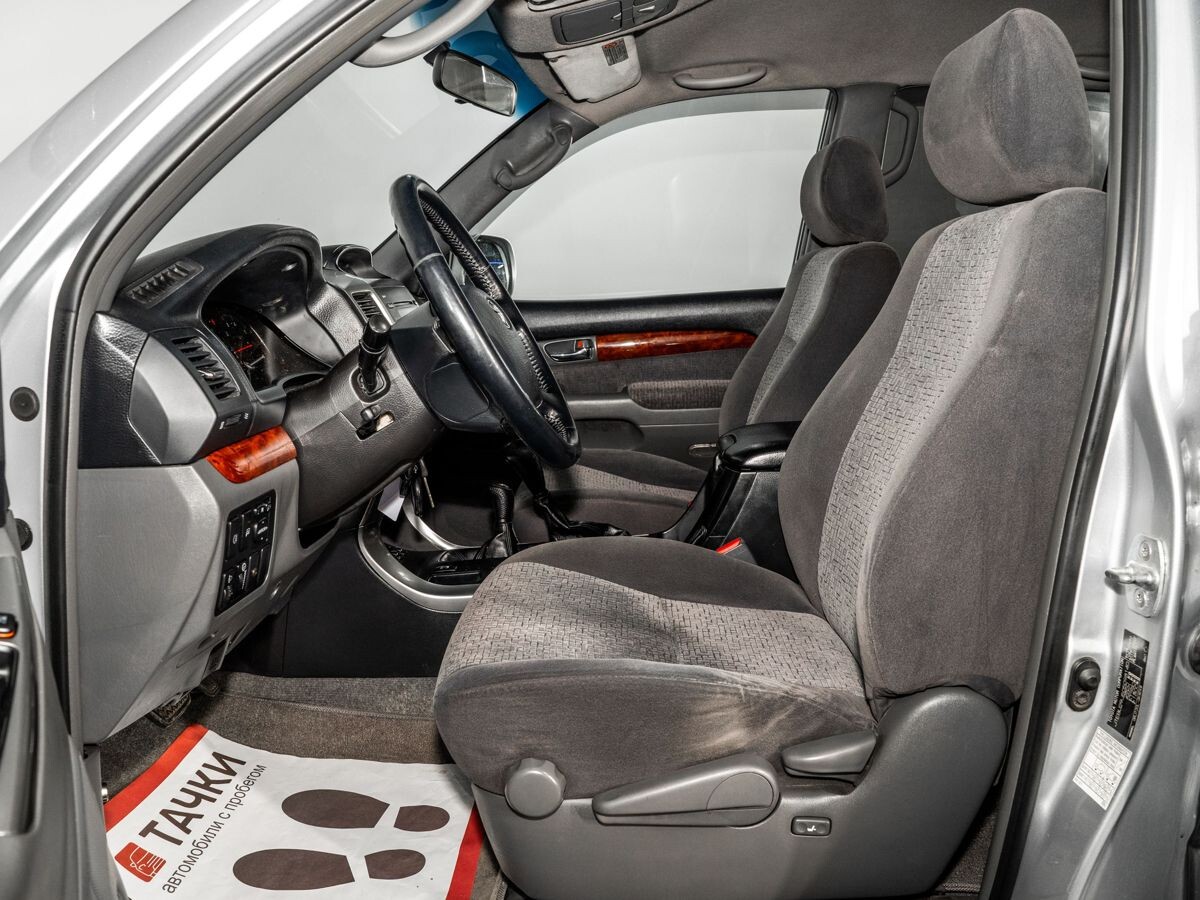 Toyota Land Cruiser Prado 2007 - фото автомобиля