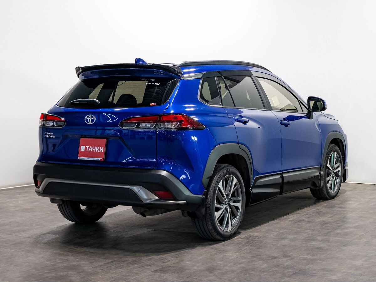 Toyota Corolla Cross 2022 - фото автомобиля