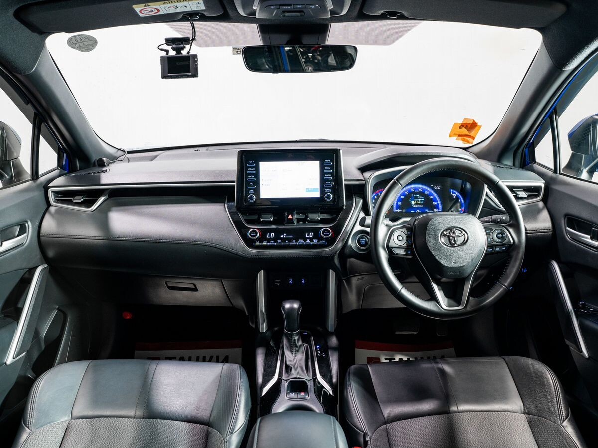 Toyota Corolla Cross 2022 - фото автомобиля